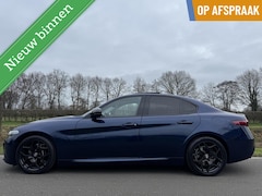 Alfa Romeo Giulia - 2.0T RWD 310pk, Pano 18inch, 92dkm,