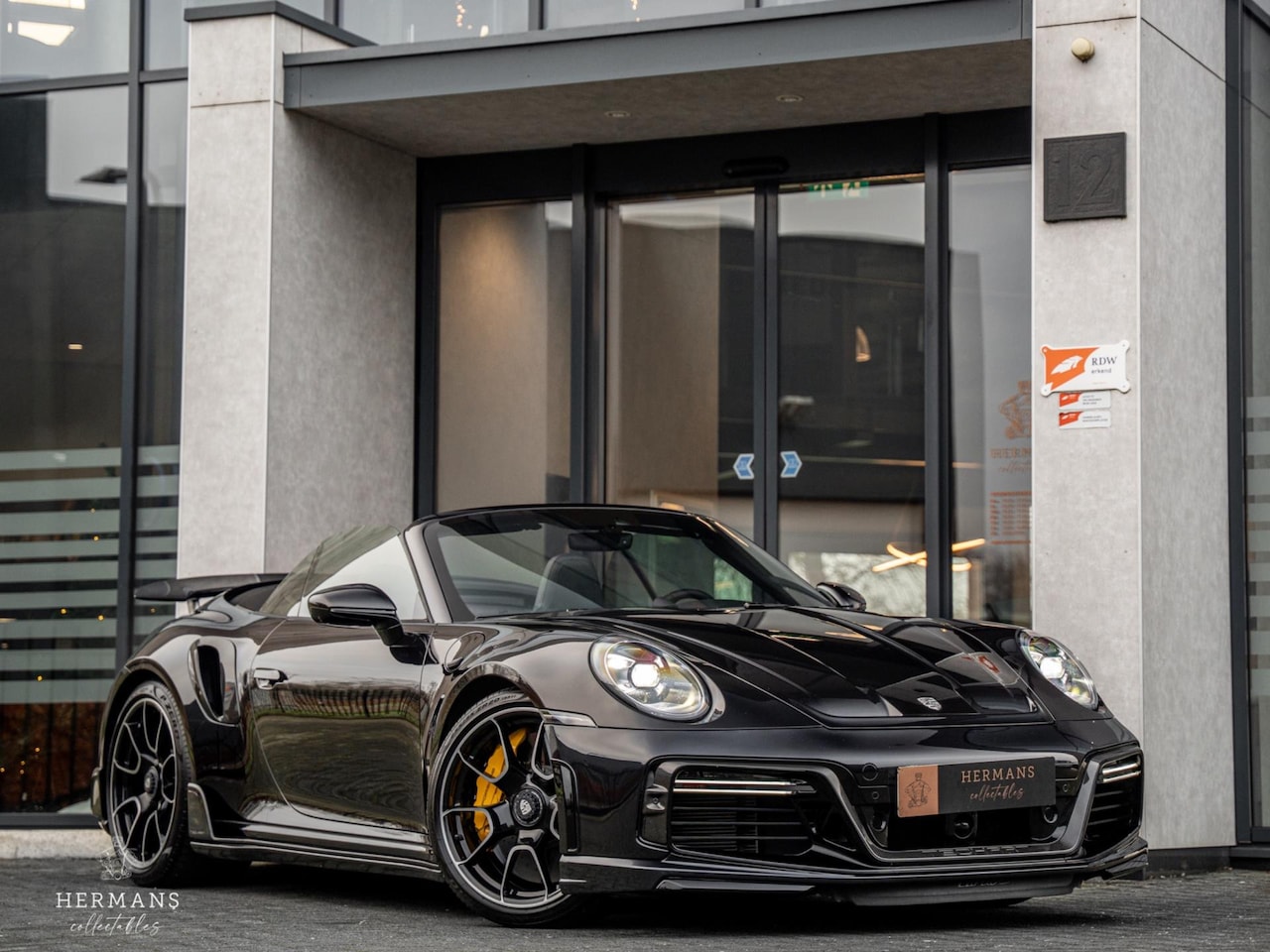 Porsche 911 Cabrio - 3.8 Turbo S / TechArt / Org. NL / 1st Owner / Ceramic / Burmester / Carbon - AutoWereld.nl