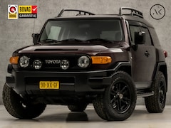 Toyota FJ Cruiser - VVTi V6 243Pk Automaat (YOUNGTIMER, AIRCO, TREKHAAK, CRUISE, GETINT GLAS, NIEUWSTAAT)