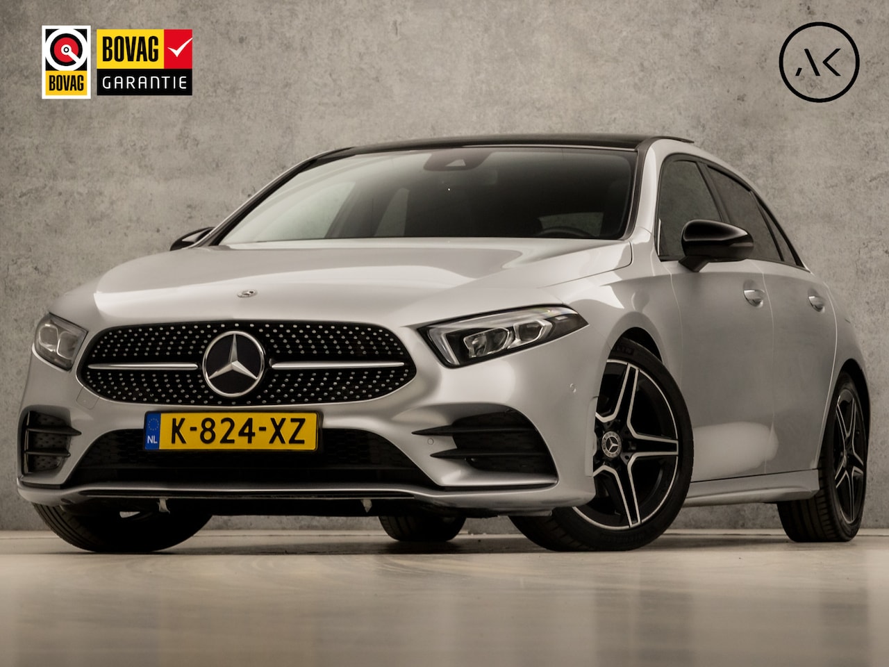 Mercedes-Benz A-klasse - 180 AMG Sport Automaat (SCHUIFDAK, APPLE CARPLAY, SFEERVERLICHTING, BURMESTER, KEYLESS, LE - AutoWereld.nl