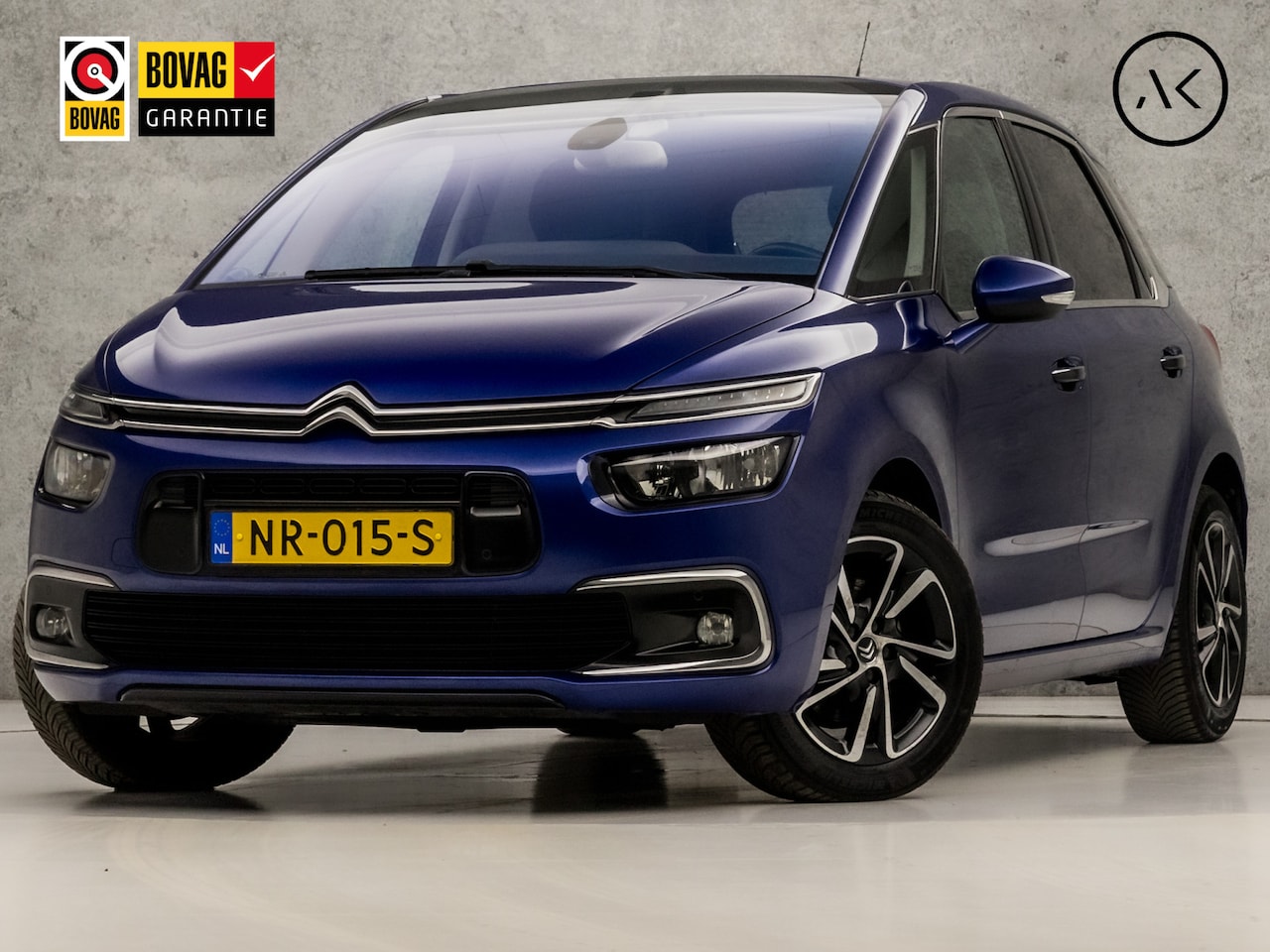 Citroën C4 Picasso - 1.6 THP Shine 165Pk Automaat (APPLE CARPLAY, NAVIGATIE, CAMERA, LEDER, SPORTSTOELEN, TREKH - AutoWereld.nl