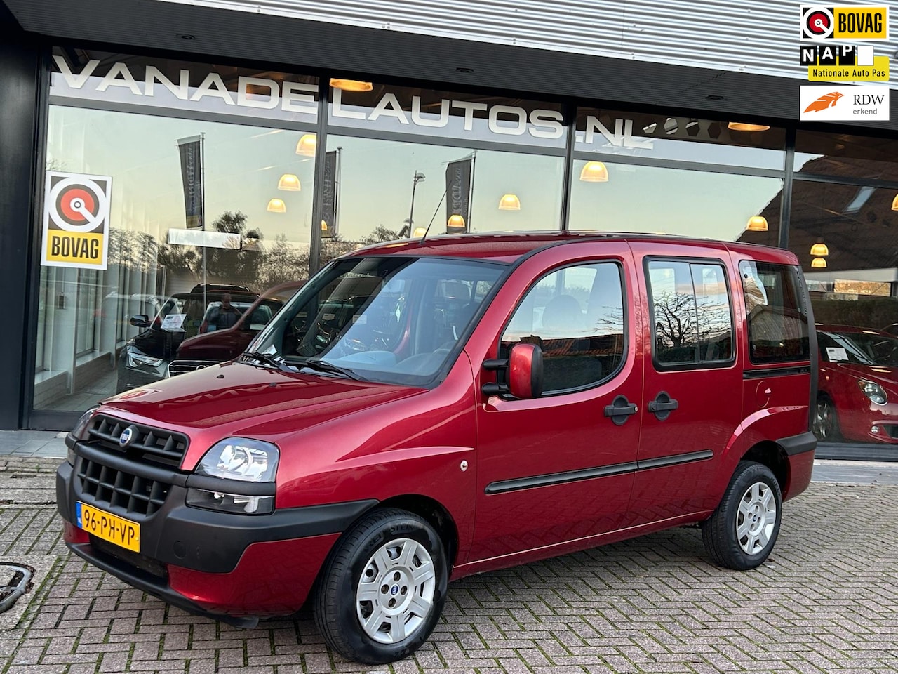 Fiat Doblò - 1.6-16V ELX Airco Park.Sens Elek.Pakket Trekhaak NAP NL-Auto Nieuwe APK! - AutoWereld.nl