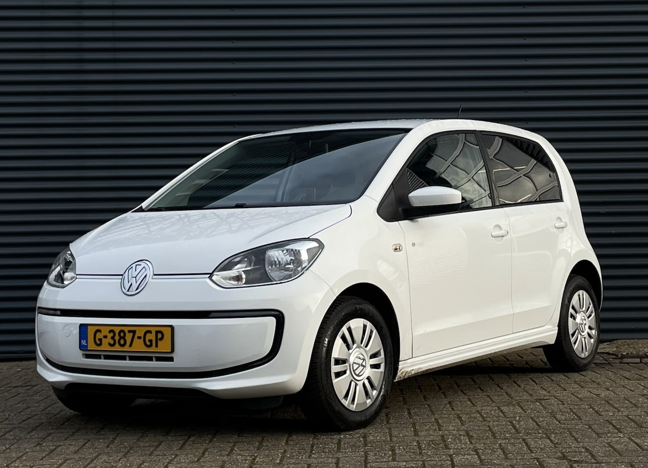 Volkswagen e-Up! - 82PK 5DRS/CLIMA/VOORRUITVERW. - AutoWereld.nl