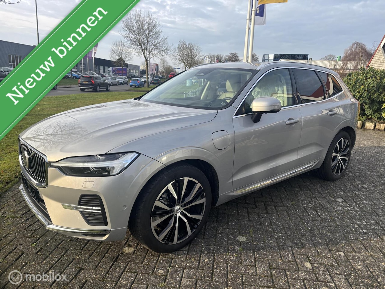 Volvo XC60 - 2.0 T6 Plug-in hybrid AWD Ultimate Chrome - AutoWereld.nl