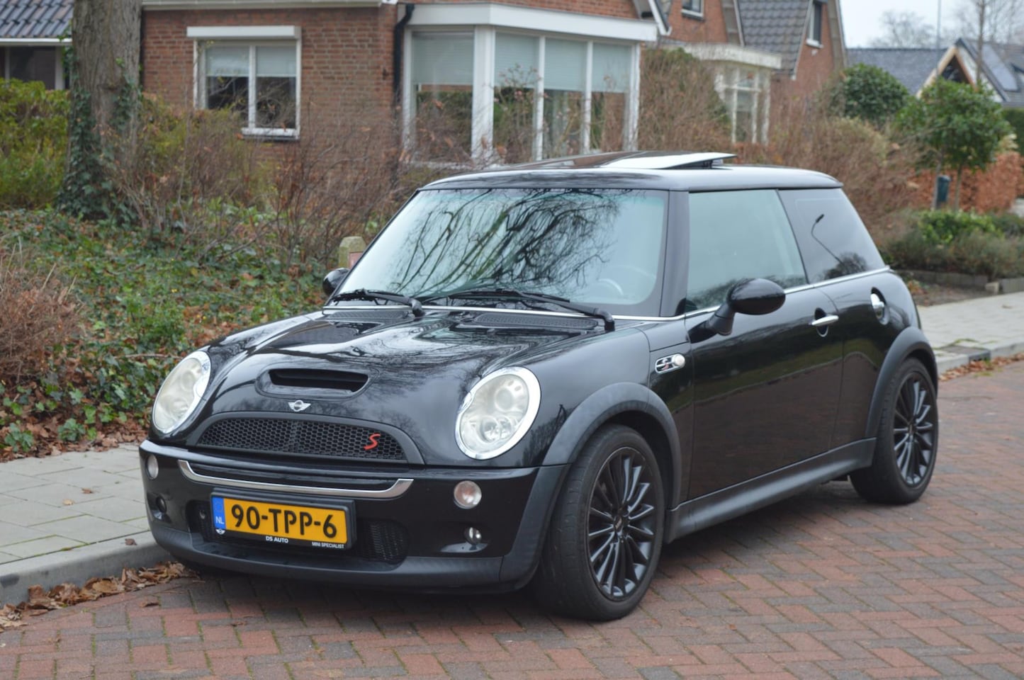 MINI Cooper S - Mini 1.6 Leer/pano/nw motor+ketting - AutoWereld.nl