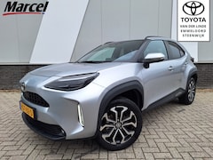 Toyota Yaris Cross - 1.5 Hybrid 115 First Edition met Comfort Pack | Dode hoek detectie | PDV v+a | LM velgen |