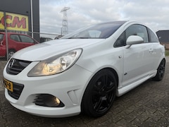 Opel Corsa - 1.4-16V Sport OPC - Line