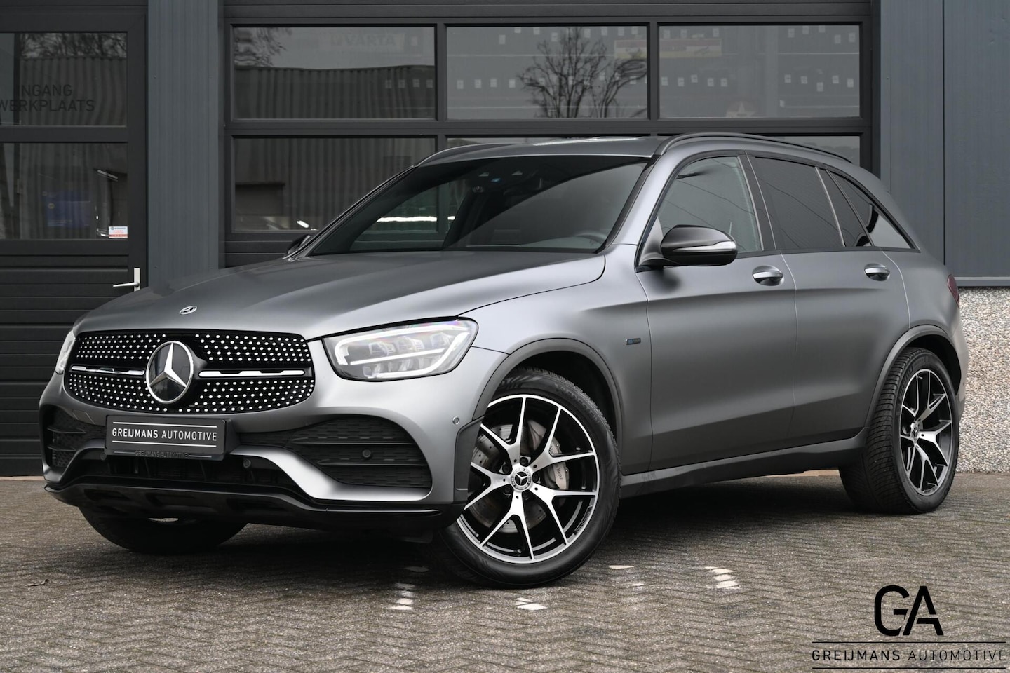 Mercedes-Benz GLC-klasse - 300e 4MATIC |AMG|Luchtvering| - AutoWereld.nl