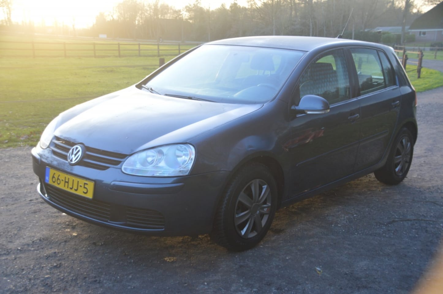 Volkswagen Golf - 5 1.4 TSI Comfortline 2009 Met Defect - AutoWereld.nl