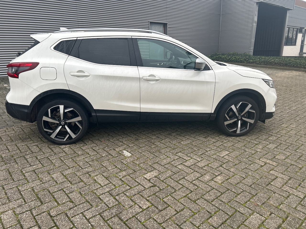Nissan Qashqai - 1.2 Tekna + Pano, vol leer, memmory, bose - AutoWereld.nl