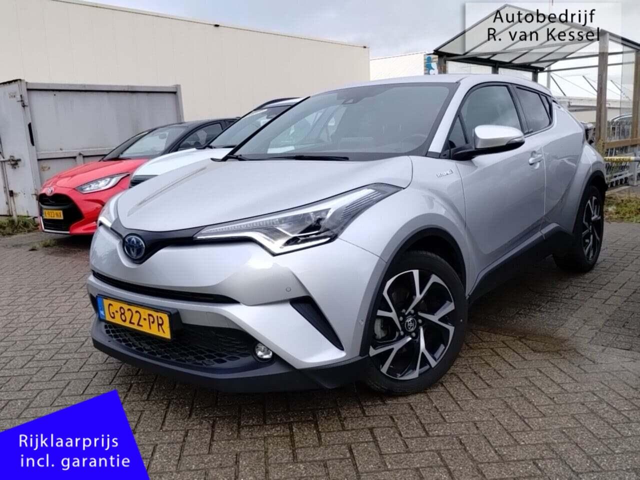 Toyota C-HR - 1.8 Hybrid Style Ultimate I Luxe! I Trekhaak I 1e Eig. I NL-auto - AutoWereld.nl