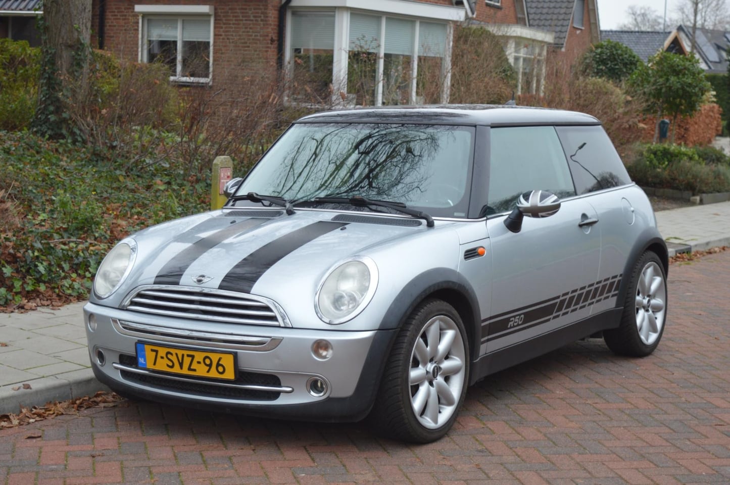 MINI Cooper - Mini 1.6 Pepper 111dkm/navi/harman-kardon - AutoWereld.nl
