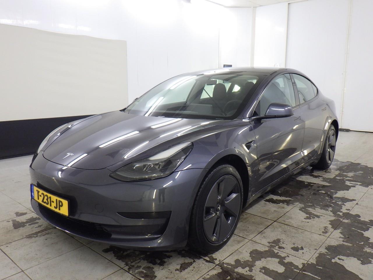 Tesla Model 3 - Standard RWD Plus UPGRADE RYZEN [ LFP ACCU+WARMTEPOMP+AUTOPILOT+PREMIUM AUDIO ] - AutoWereld.nl