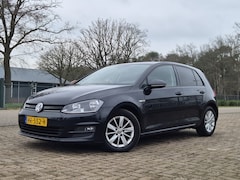 Volkswagen Golf - 1.0 TSI Trendline