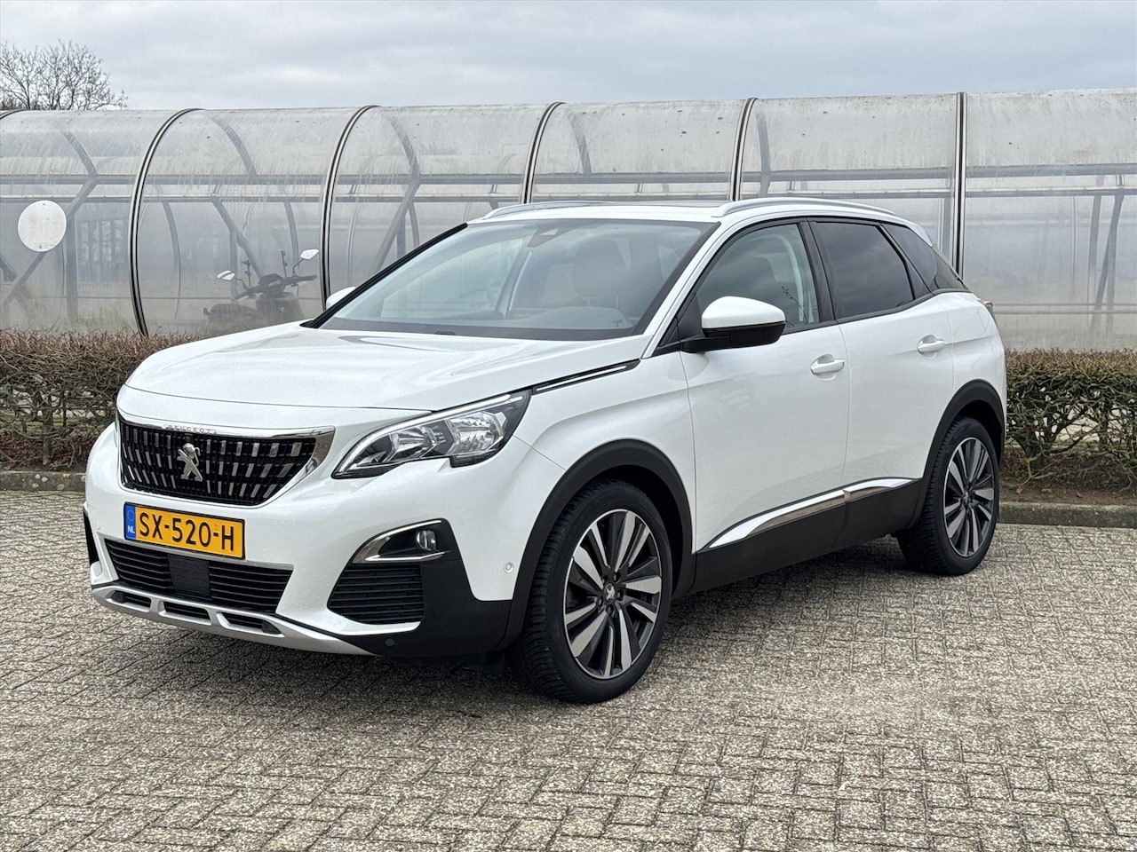 Peugeot 3008 - SUV 1.2 PureTech 130pk EAT6 Allure *automaat* - AutoWereld.nl