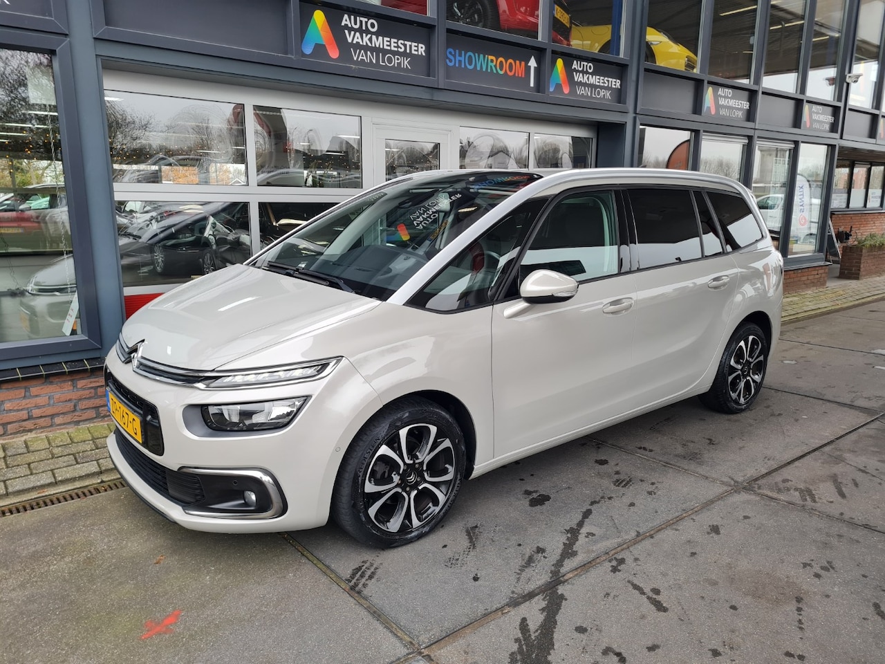 Citroën Grand C4 SpaceTourer - 1.2 PureTech 130pk 7P Business Trekhaak All-in prijs + 12 mnd garantie! - AutoWereld.nl