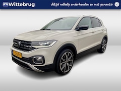 Volkswagen T-Cross - 1.0 TSI Style / App-Connect / Parkeersensoren / 18 inch lichtmetaal in zwart / black desig
