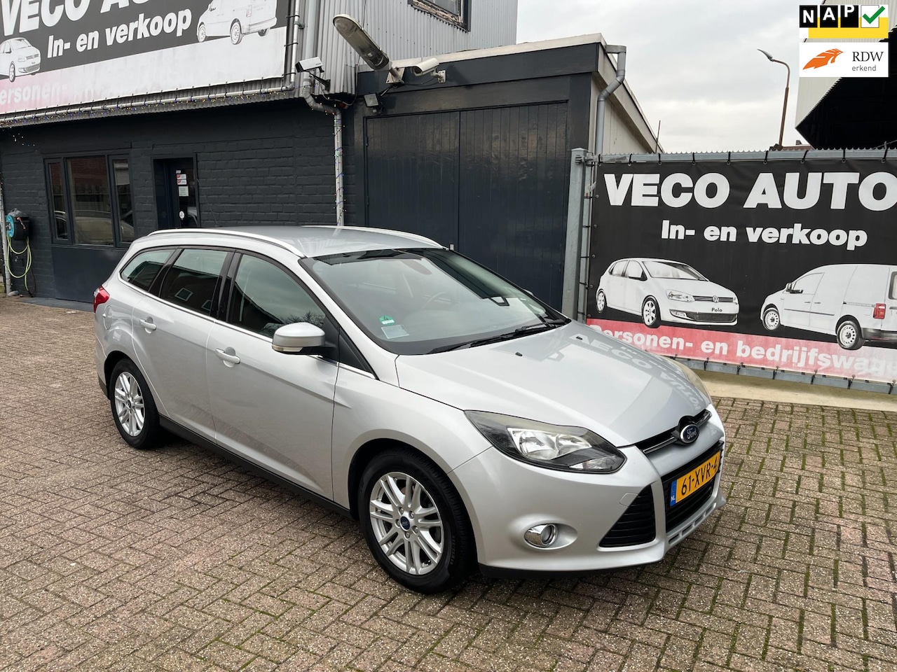Ford Focus Wagon - 1.0 EcoBoost Titanium nette auto dealer onderhouden - AutoWereld.nl