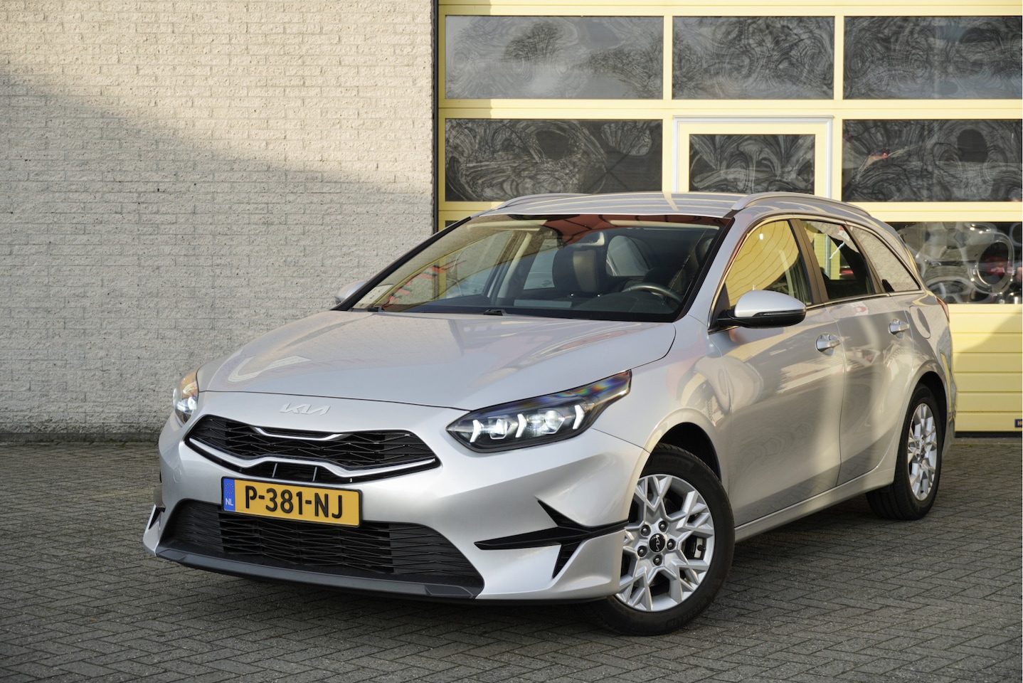 Kia Cee'd Sportswagon - Ceed 1.0 T-GDi DynamicLine BJ2022 Lmv 16" | Led | Pdc | Navi | Achteruitrijcamera | App-Co - AutoWereld.nl