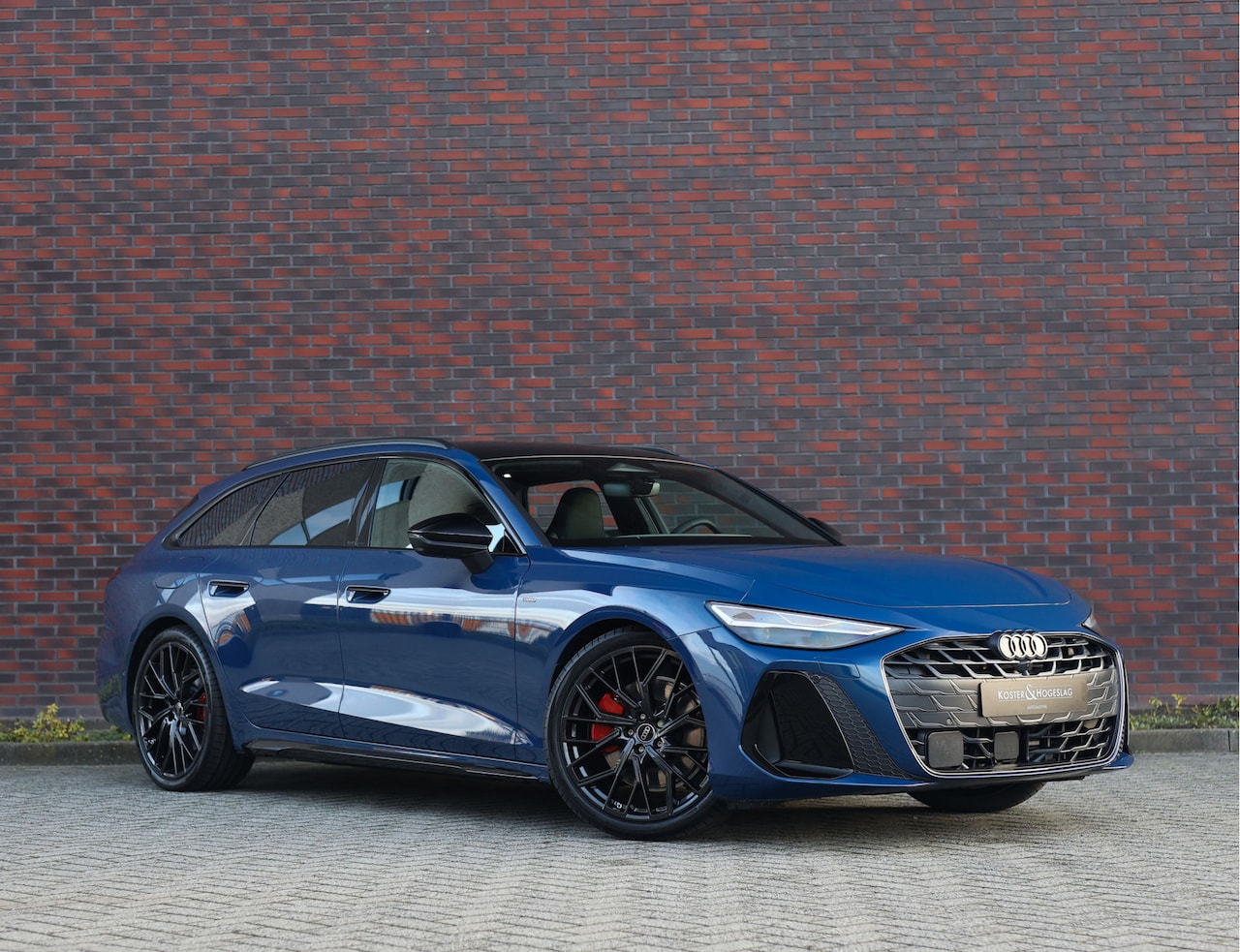 Audi A6 Avant - Competition e-hybrid Quattro | Ascariblauw - Direct rijden! - AutoWereld.nl