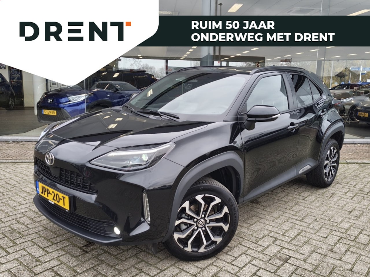 Toyota Yaris Cross - 1.5 Hybrid 115 First Edition | Sensoren v/a | Stuur- Stoelverwar - AutoWereld.nl