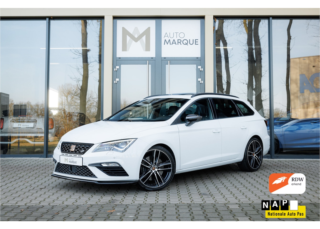 SEAT Leon ST - 2.0 TSI DSG CUPRA 290 | Volledig Onderhouden | Panoramadak | Beats Audio | 19" LM Velgen | - AutoWereld.nl
