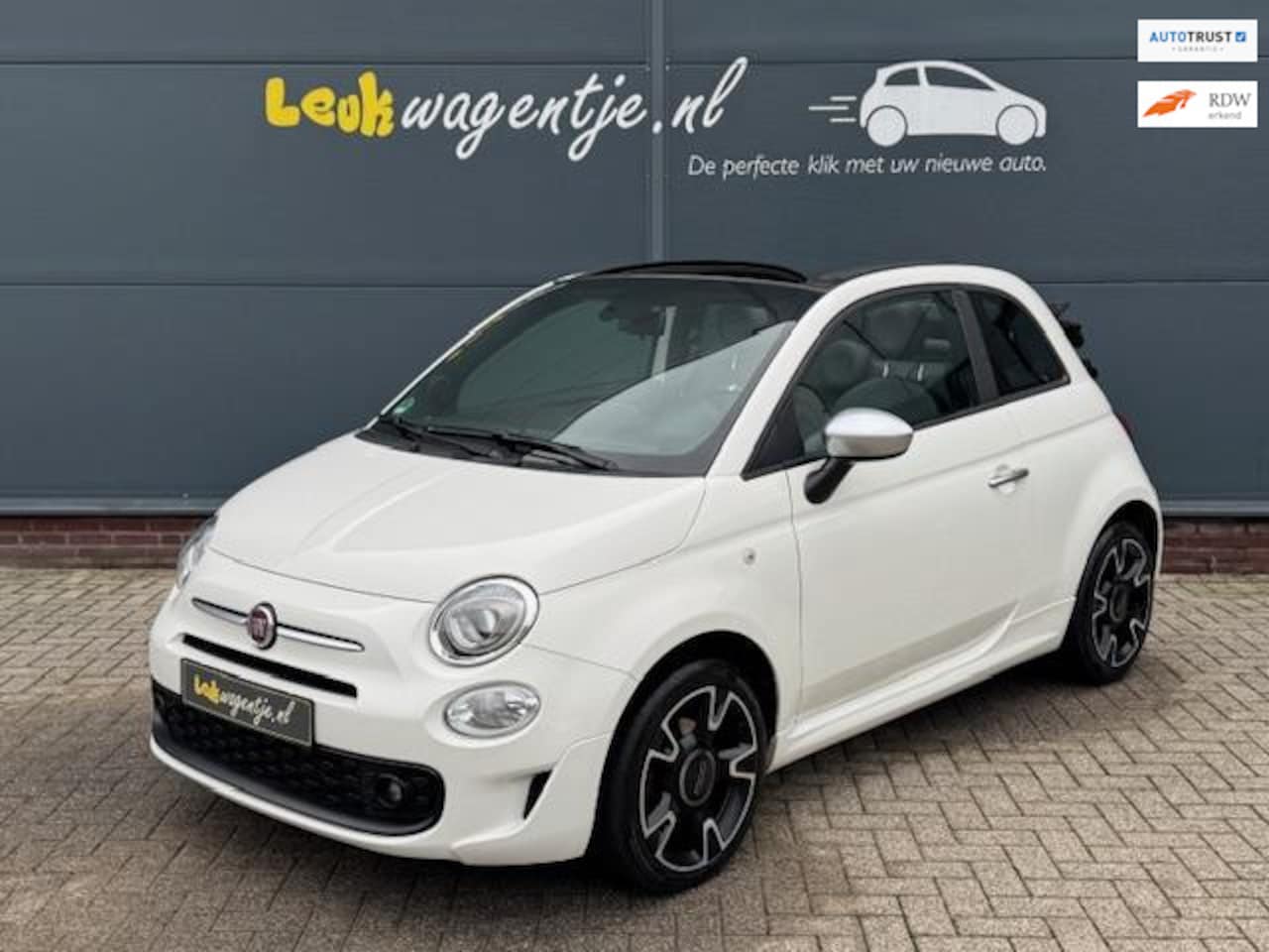 Fiat 500 C - 1.0 Hybrid Rockstar Cabrio *carplay *climate *16" - AutoWereld.nl