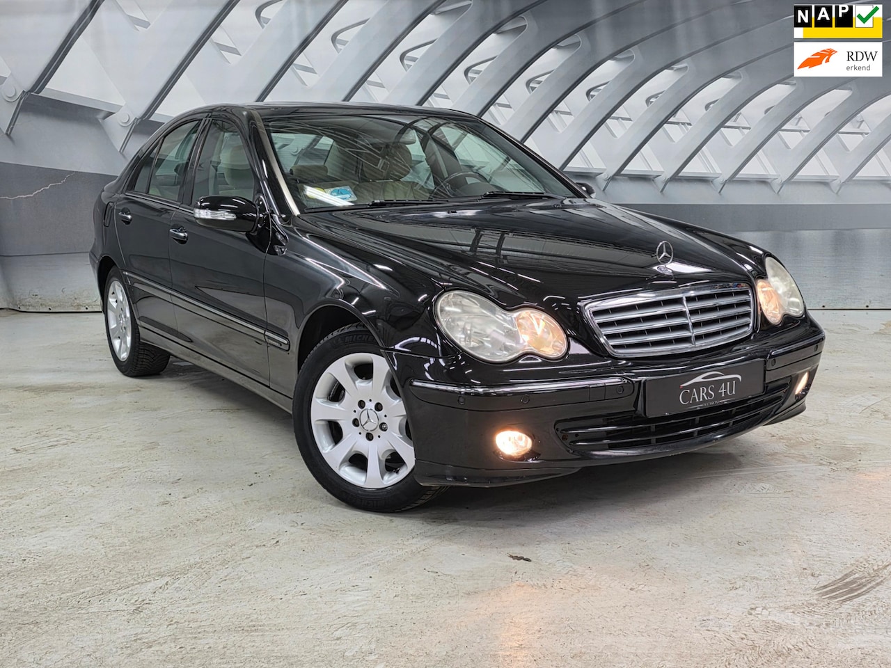 Mercedes-Benz C-klasse - 180 K. Elegance facelift model - AutoWereld.nl