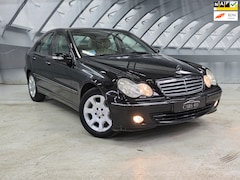 Mercedes-Benz C-klasse - 180 K. Elegance facelift model