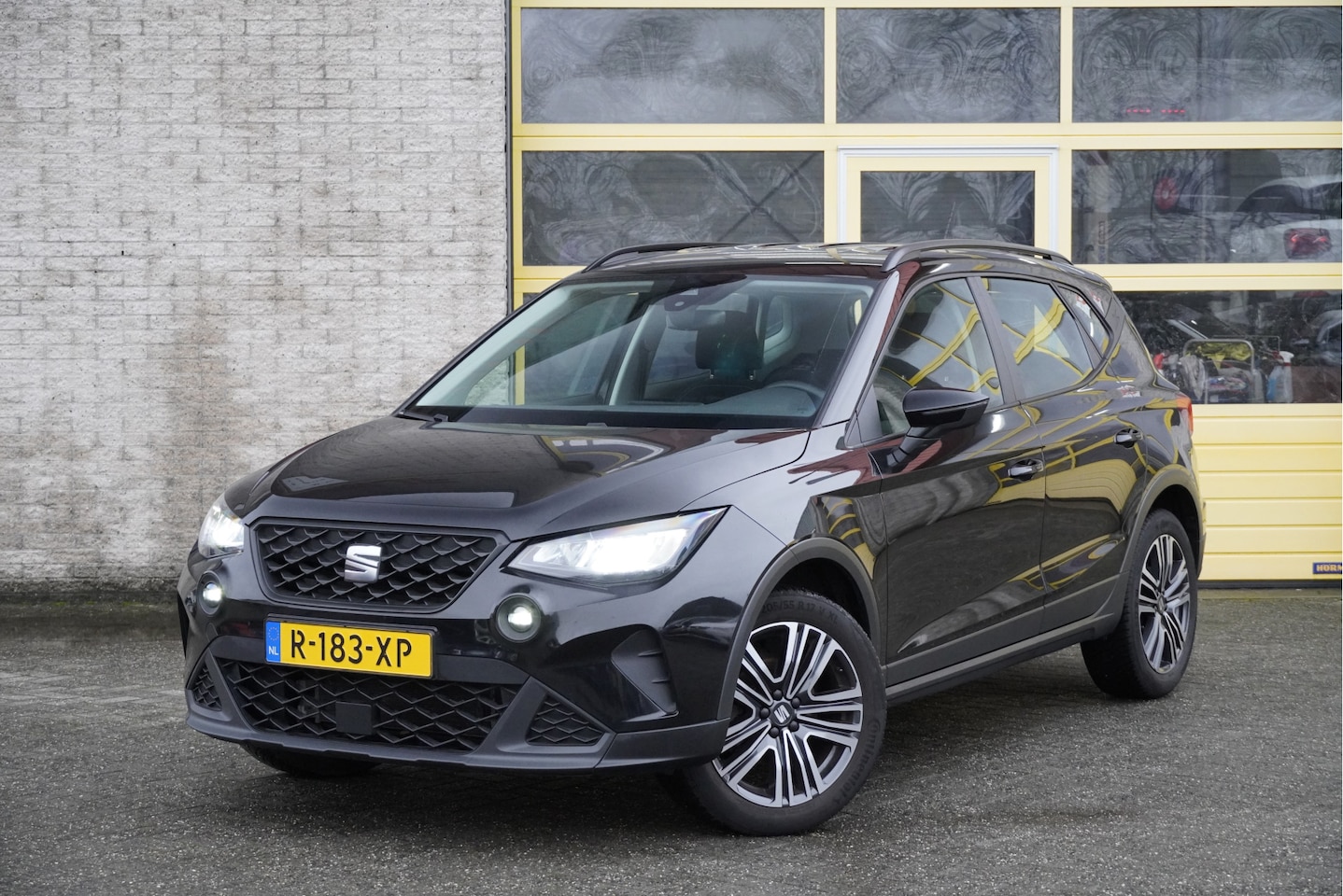 SEAT Arona - 1.0 TSI Style BJ2022 Lmv 17" | Led | Pdc | App-Connect | Climate control | Cruise control - AutoWereld.nl