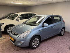 Hyundai i20 - 1.4i DynamicVersion