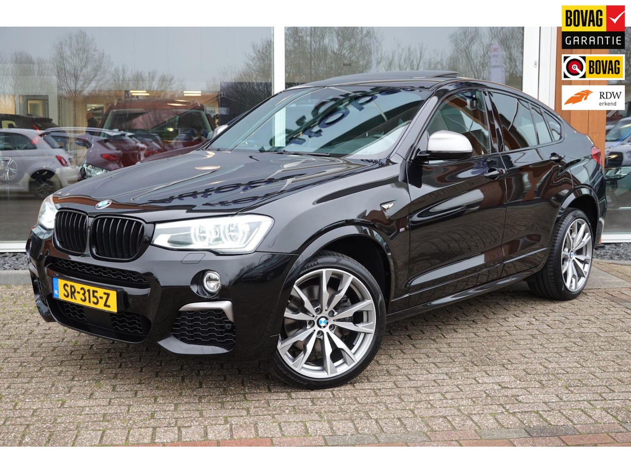 BMW X4 - M4.0i Centennial High Executive M40i Centennial High Executive - AutoWereld.nl