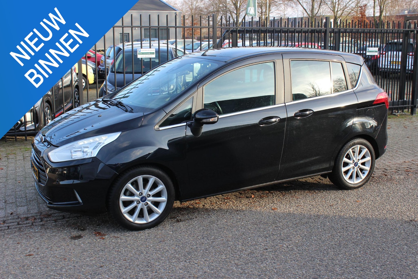 Ford B-Max - 1.0 EcoBoost Titanium 1.0 EcoBoost Titanium, Stoel-voorruitverwarming! - AutoWereld.nl