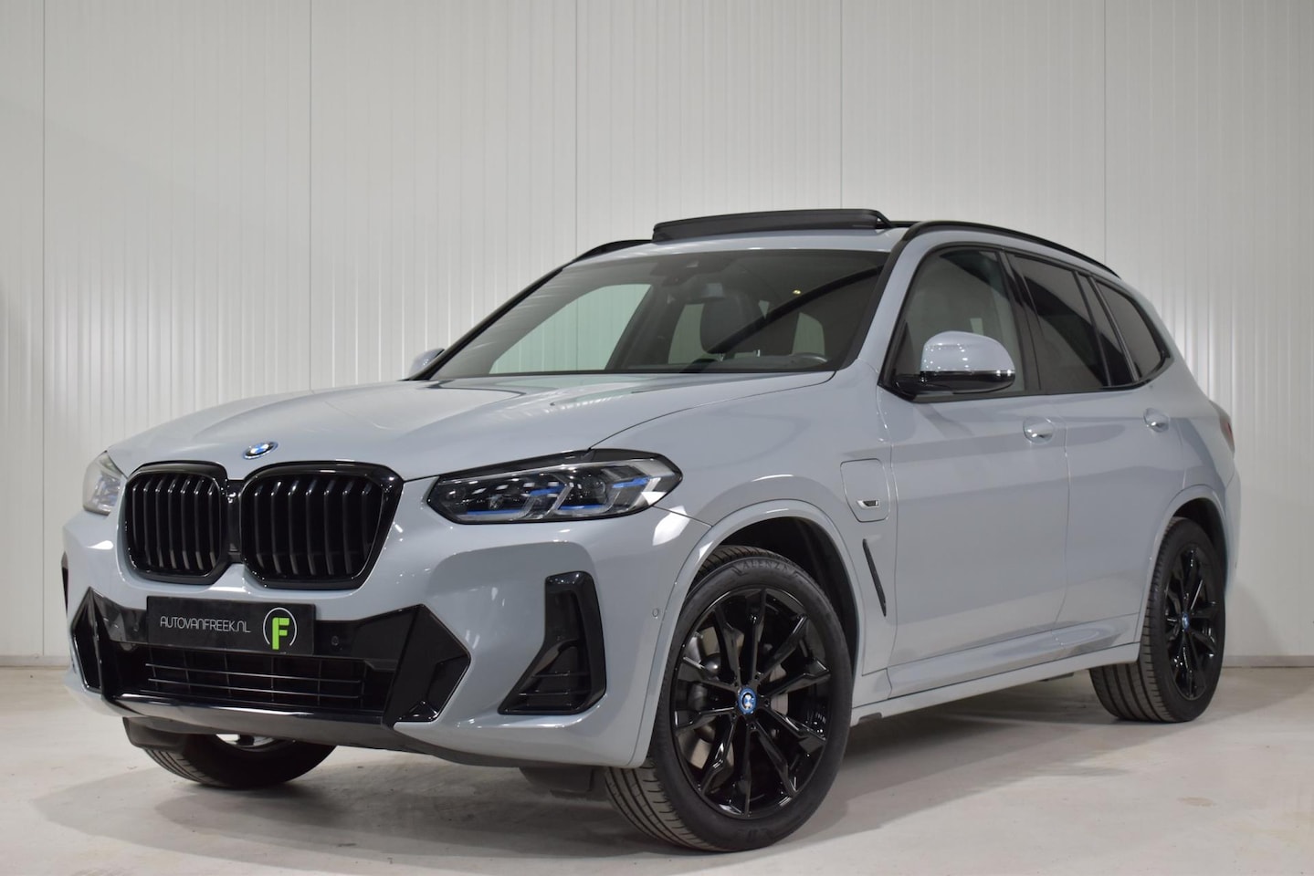 BMW X3 - XDrive30e High Executive M Sport Shadow | PANO | TREKHAAK | HEAD-UP | LASER | 20 INCH | 1E - AutoWereld.nl