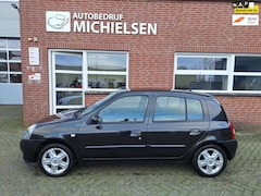 Renault Clio - 1.2-16V Campus. Nieuwe koppeling