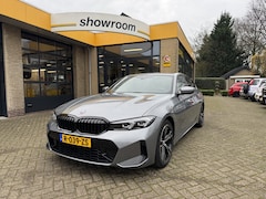 BMW 3-serie - 318i M Sport Automaat Climate Control Led Navi Carplay