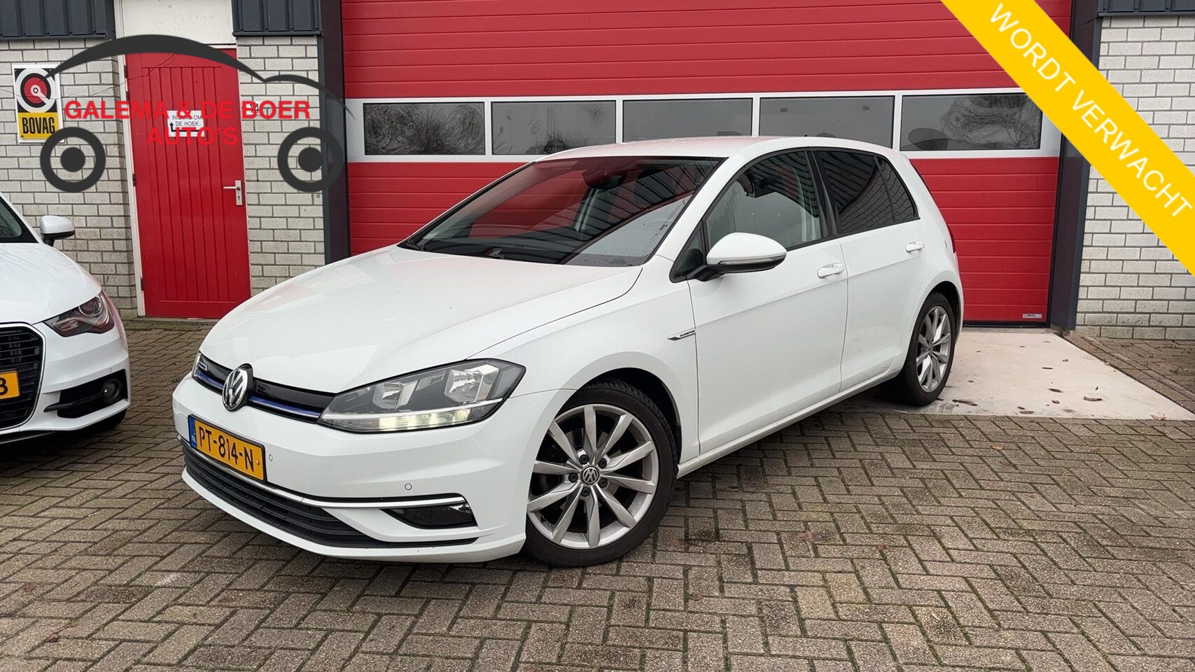 Volkswagen Golf - 1.5 TSI Comfortline Business TREKHAAK / STOELVERW / CARPLAY / ACC / DAB+ / NAVI / CLIMA / - AutoWereld.nl