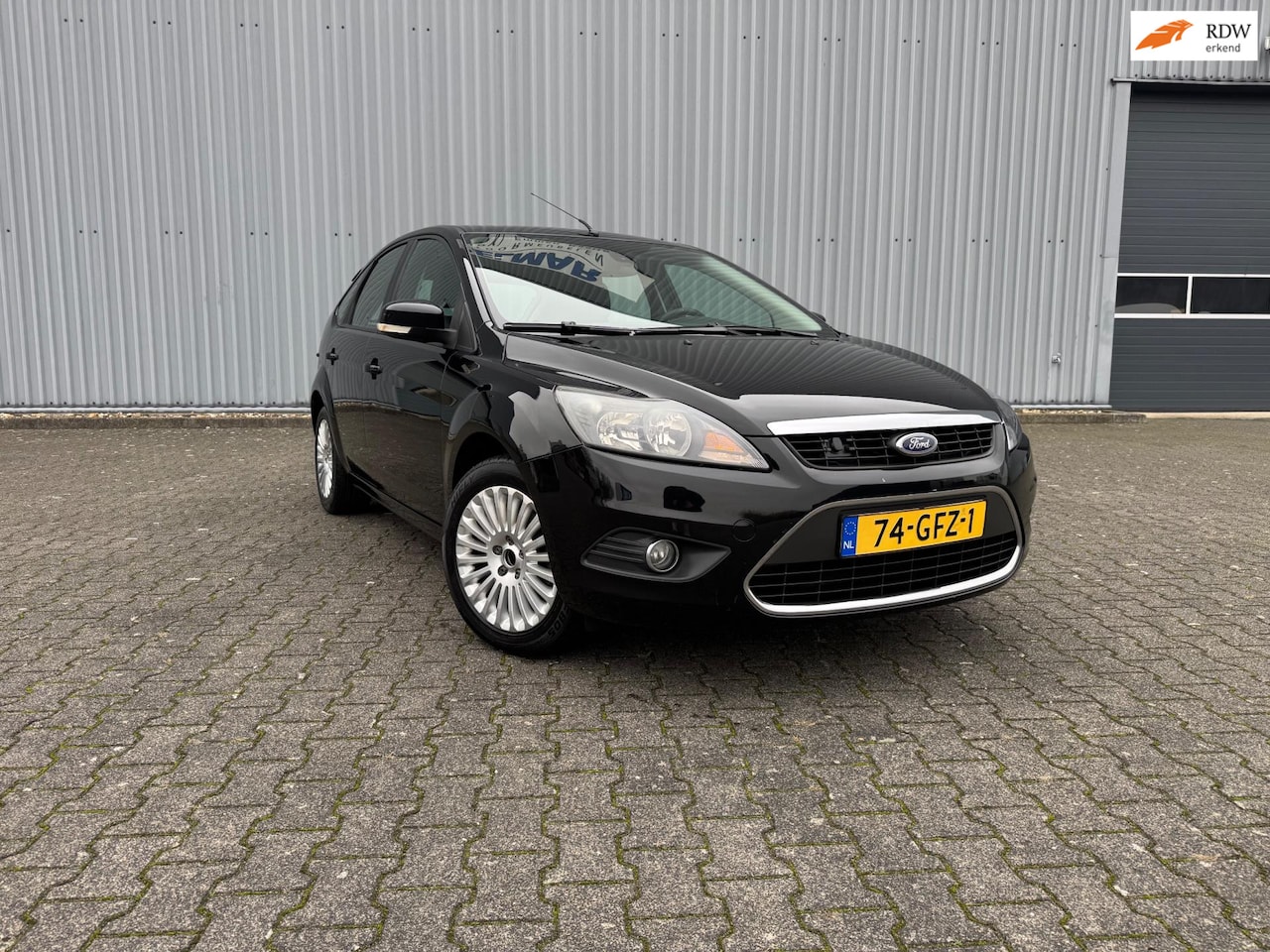 Ford Focus - 1.8 Titanium Flexi Fuel|APK|PANO|CLIMA|PDC - AutoWereld.nl