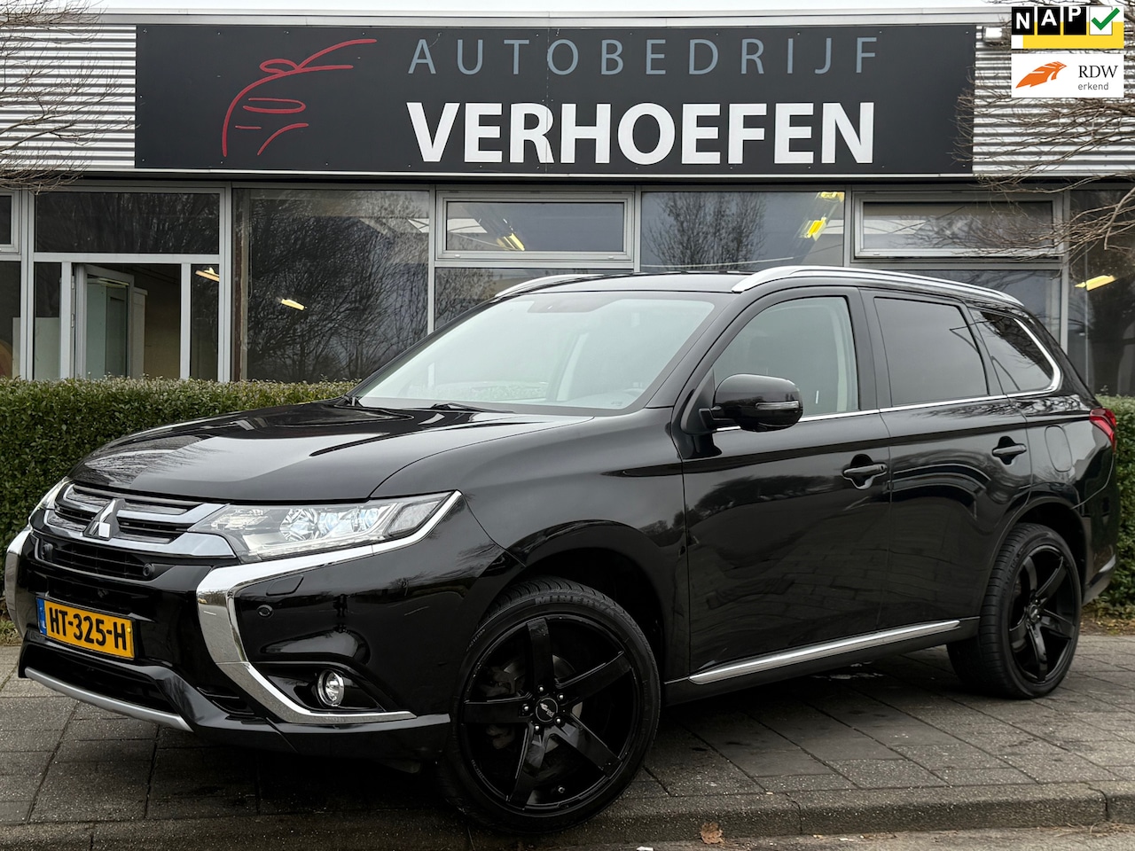 Mitsubishi Outlander - 2.0 PHEV instyle - 360 CAMERA - STOEL / STUUR VERW - VOLLEDIG ONDERHOUD ! - AutoWereld.nl