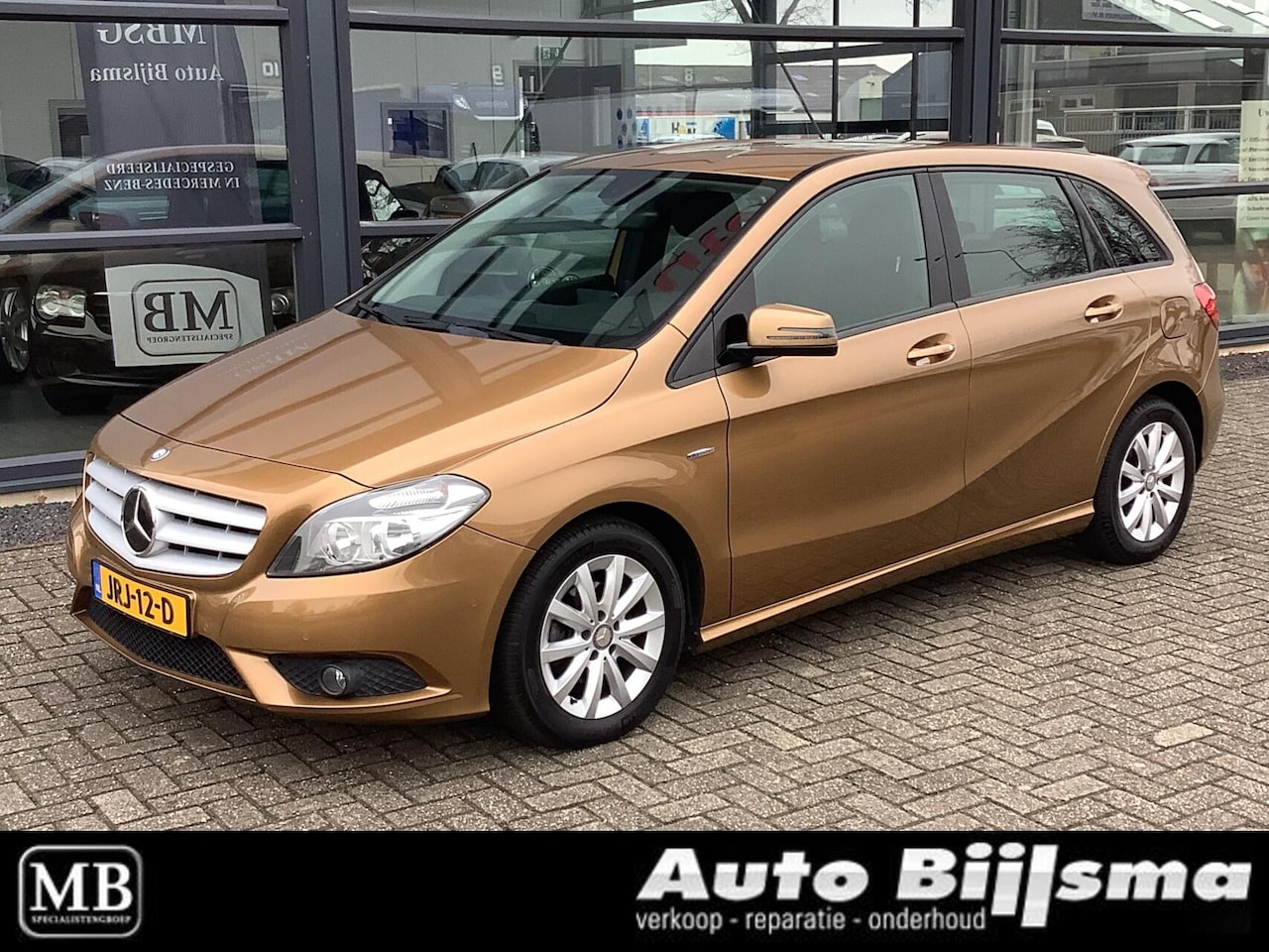 Mercedes-Benz B-klasse - 180 automaat, achteruitrijcamera, cruise, - AutoWereld.nl