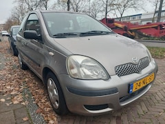 Toyota Yaris - 1.3 VVT-i Idols