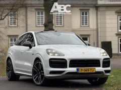 Porsche Cayenne Coupé - 3.0 E-Hybrid Platinum Edition GTS