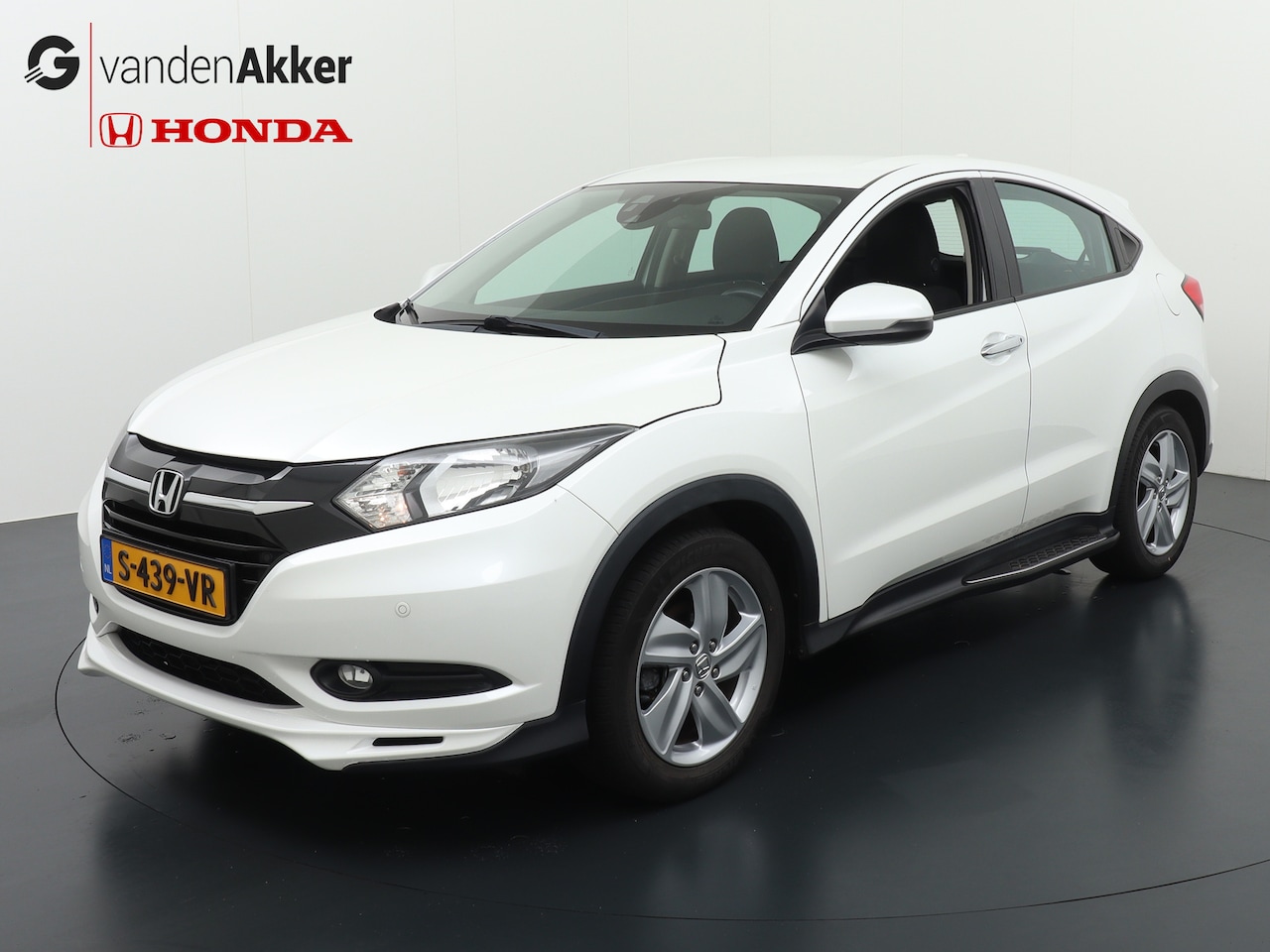 Honda HR-V - 1.5 i-VTEC Elegance 1.5 i-VTEC 130pk Elegance, Aero Pack, 17 inch wielen. Rijklaarprijs inc 12 mnd garantie - AutoWereld.nl