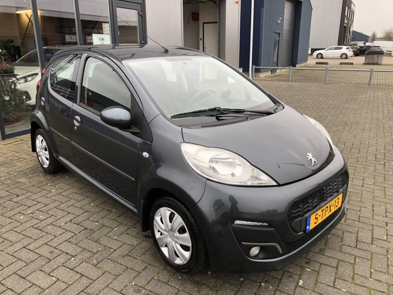 Peugeot 107 - 1.0 Active 1.0 Active - AutoWereld.nl