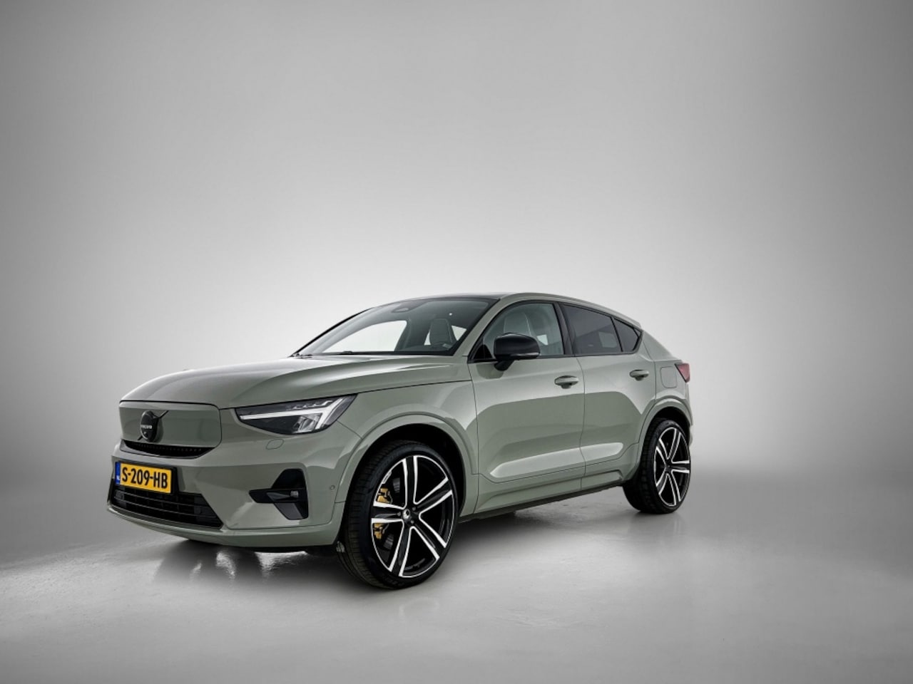 Volvo C40 - Ultimate | HEICO | 21 Inch | Exterior Styling Kit | 360* | H&K| - AutoWereld.nl