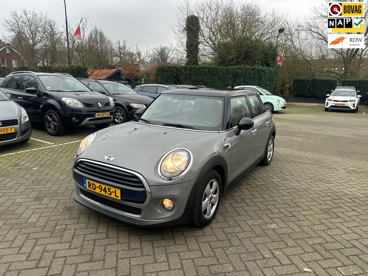 MINI Cooper - Mini 1.5 Business , navigatie , pdc - AutoWereld.nl