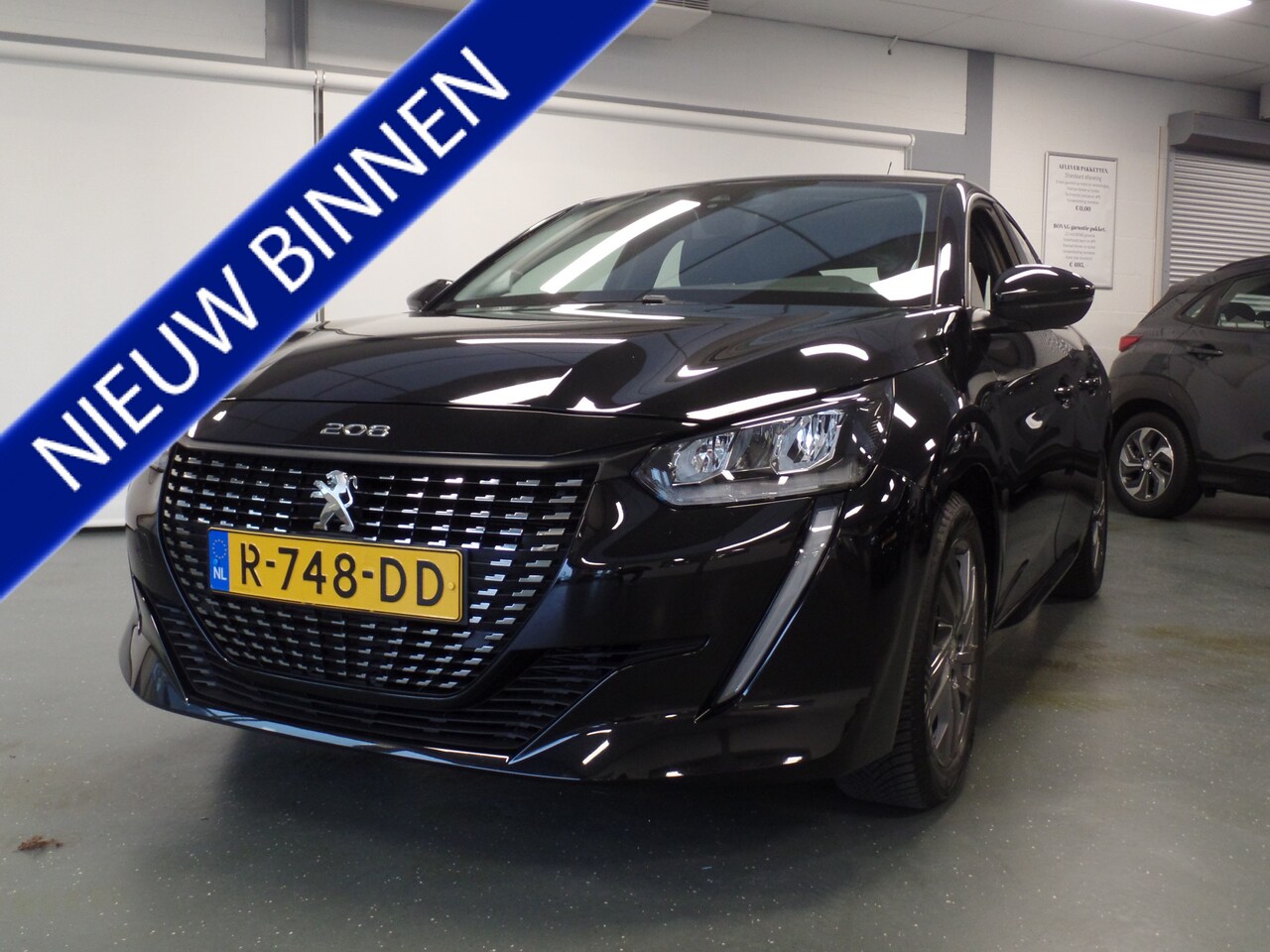 Peugeot 208 - 1.2 PureTech Active Pack Navigatie, Cruise controle, Airco, Elek ramen V/A, Xenon verlicht - AutoWereld.nl