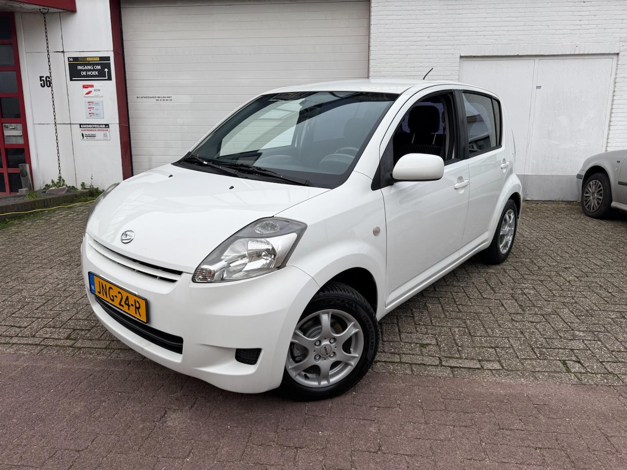Daihatsu Sirion 2 - 1.3-16V Comfort| NIEUW APK|AIRCO|AUTOMAAT |LUXE UITVOERING| - AutoWereld.nl