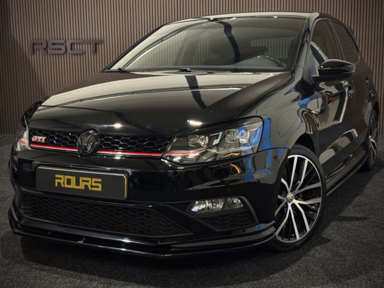 Volkswagen Polo - 1.8 TSI GTI|Cruise|Automaat|stoelverw.|Carplay|Carbon - AutoWereld.nl