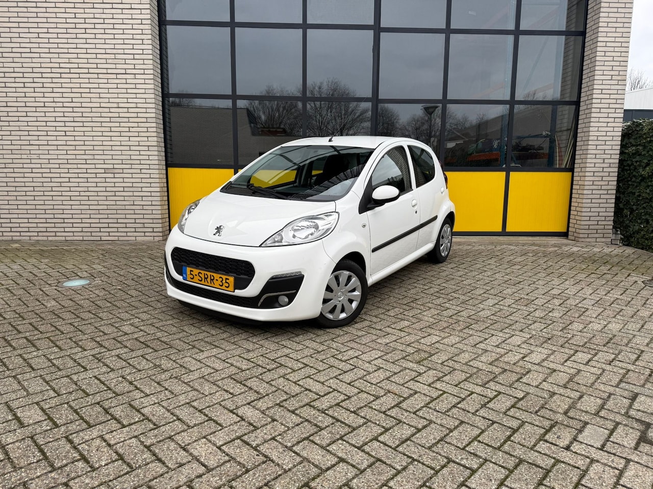 Peugeot 107 - Automaat, Airco, Lage KM-stand - AutoWereld.nl